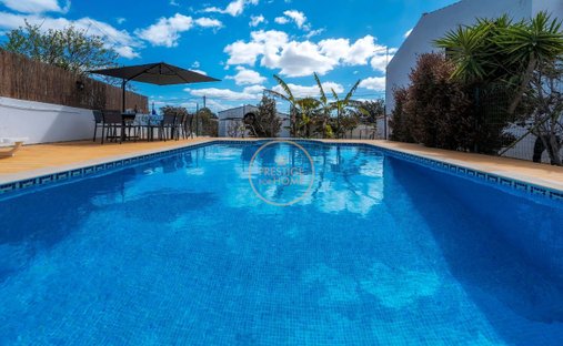 Villa in Quarteira, Algarve, Portugal 1