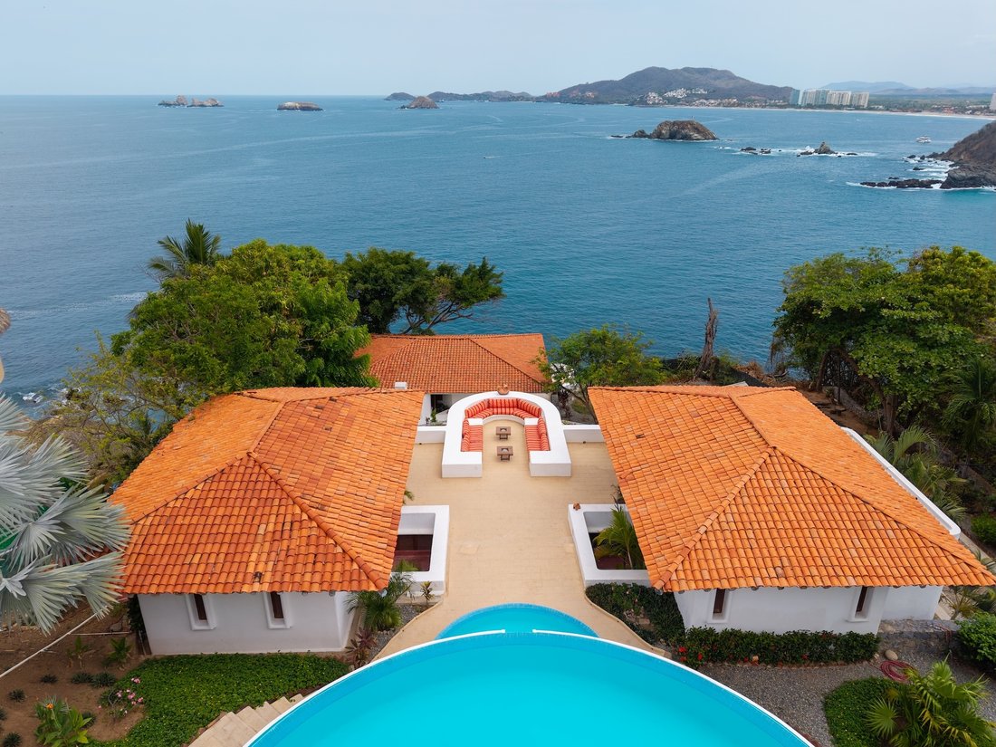 House in Ixtapa Zihuatanejo, Guerrero, Mexico 1 - 15825454