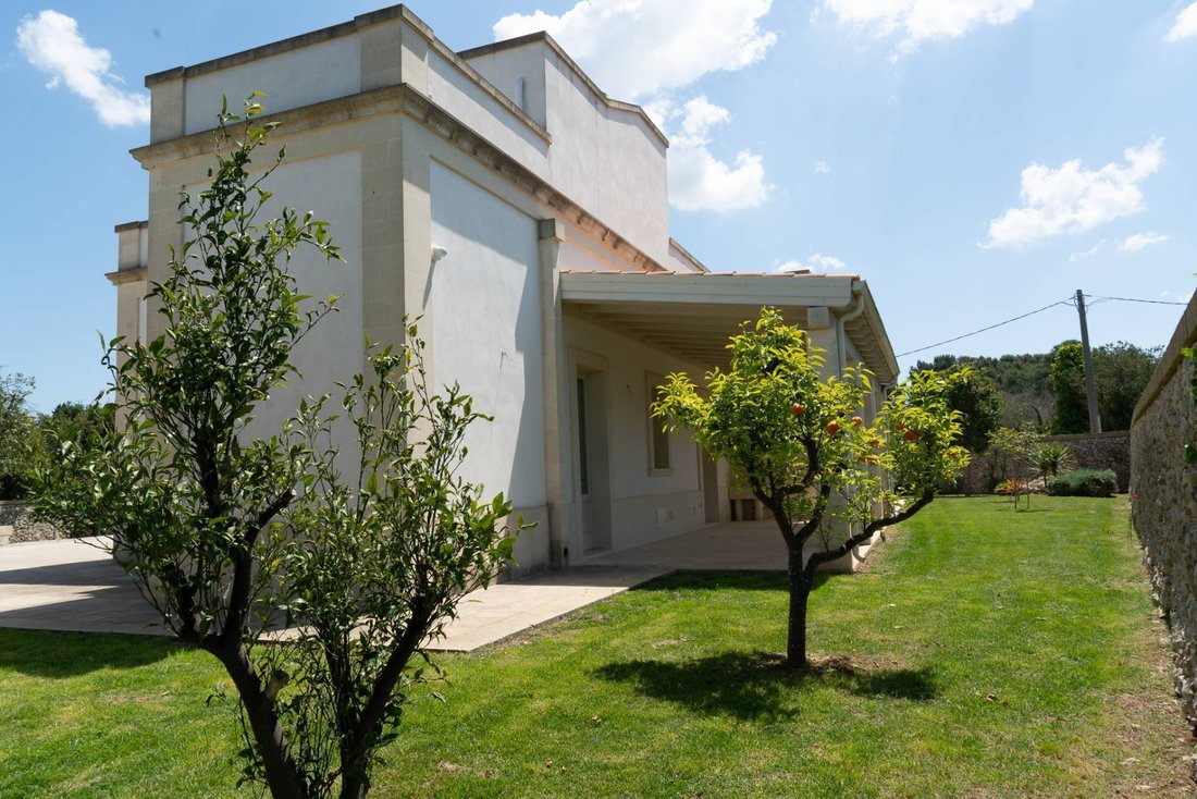 Villa in Maglie, Apulia, Italy 2 - 15826802