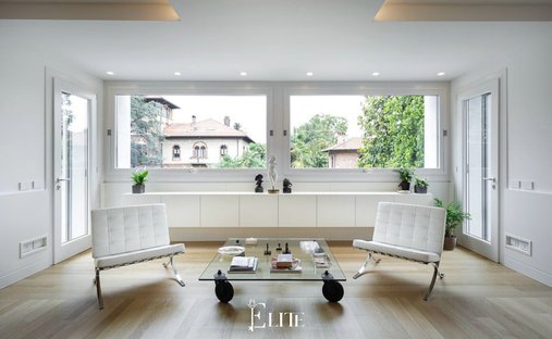 Villa in Casbeno, Varese, Lombardei 1