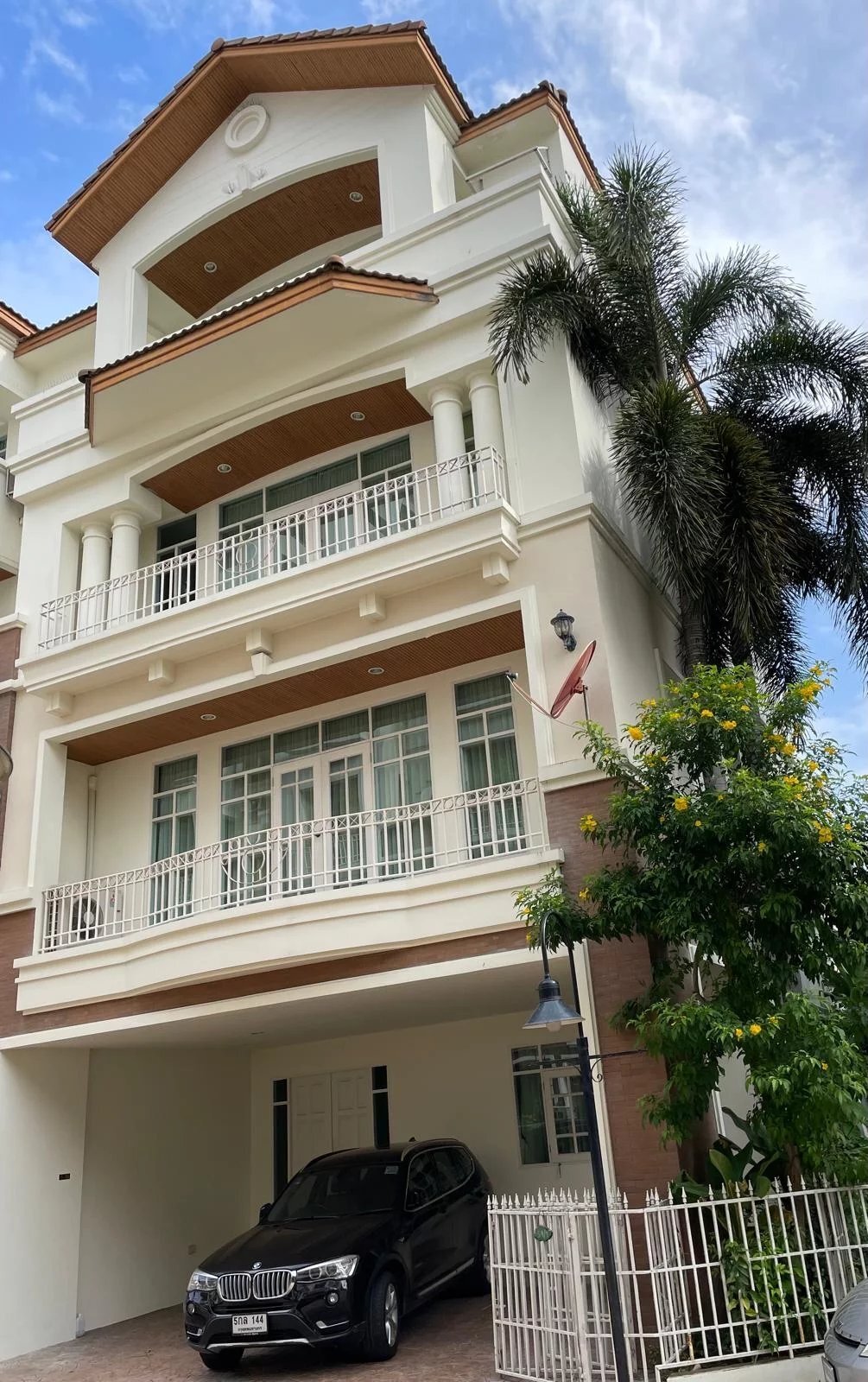 Townhouse in Bangkok, Krung Thep Maha Nakhon, Thailand 1 - 15824972