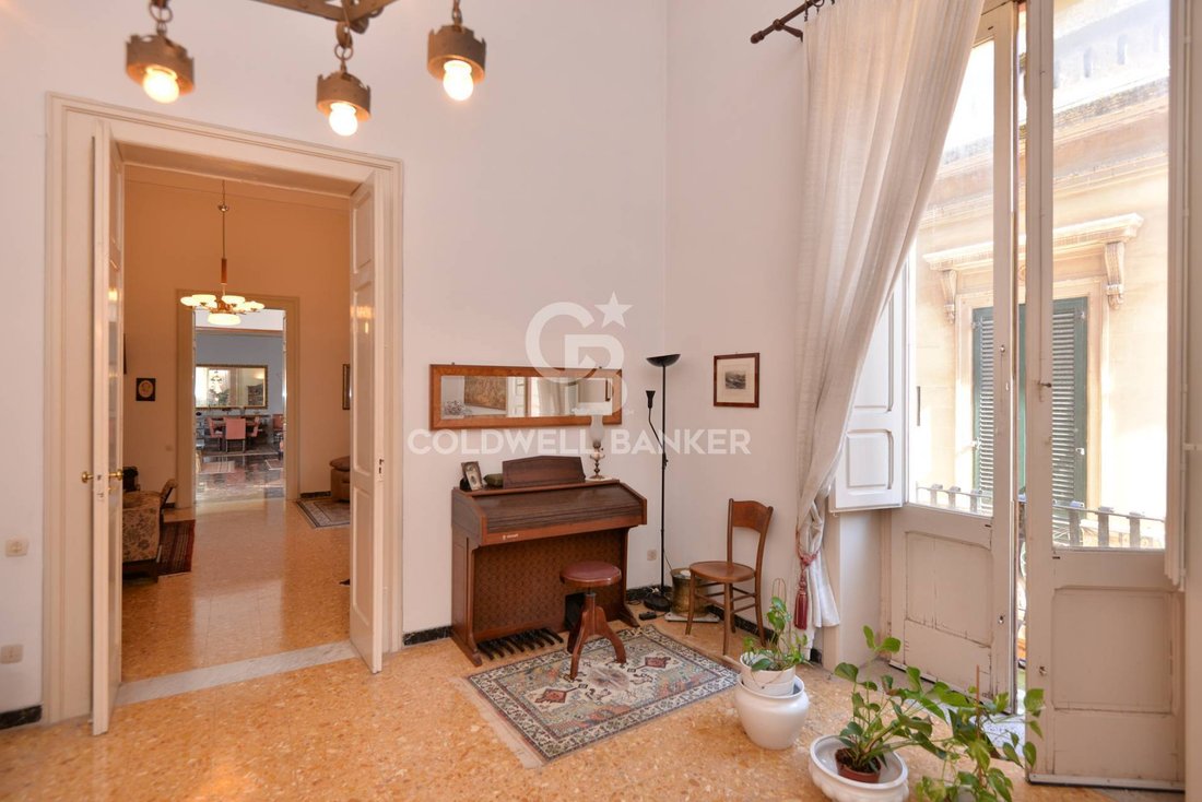 Apartamento en Lecce, Apulia, Italia 2 - 15826862