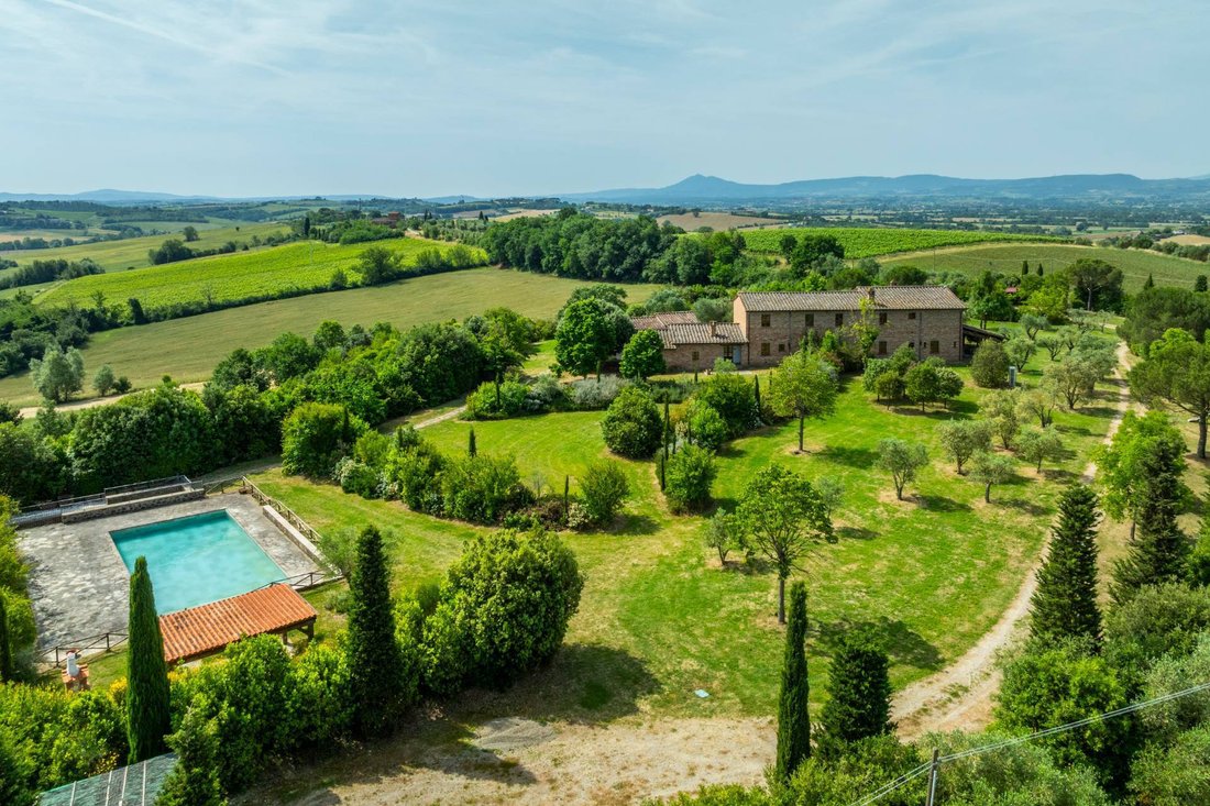 Country House in Center, Cortona, Tuscany 1 - 15826791