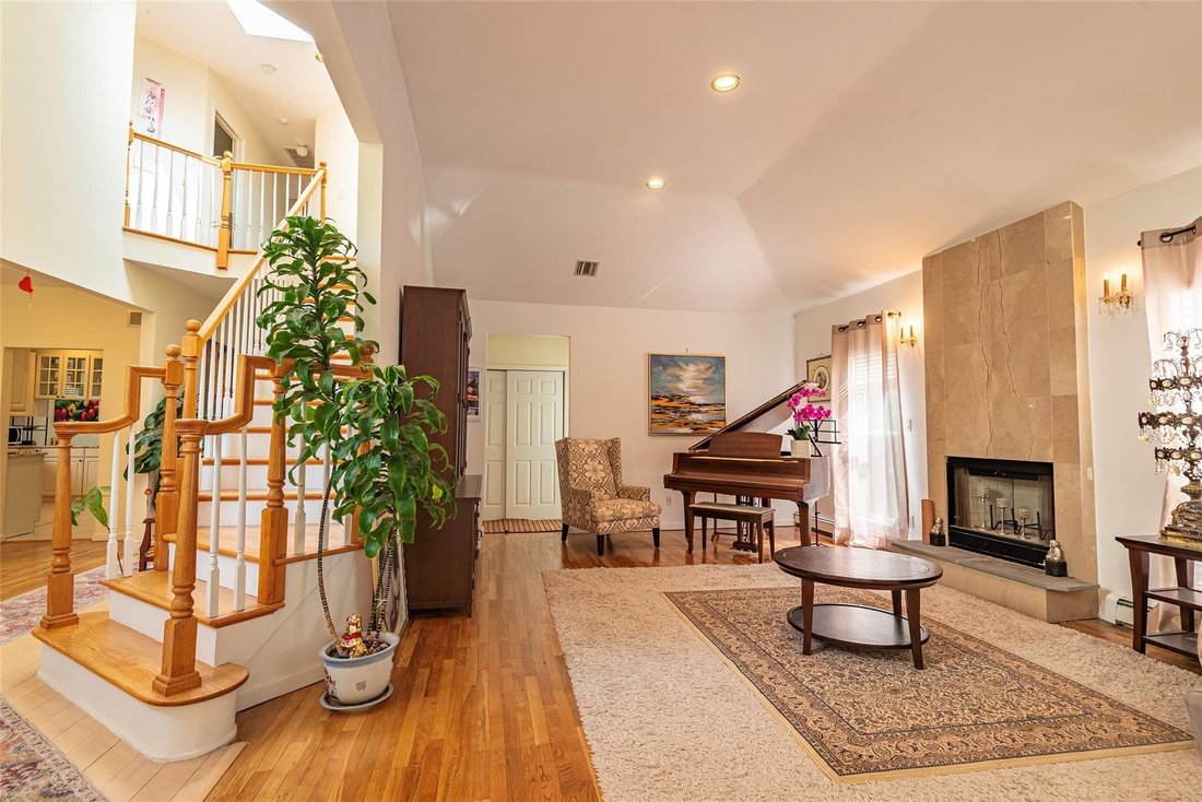 House in Great Neck, New York, United States 5 - 15826881