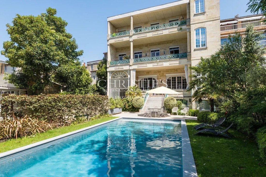 House in Bordeaux, Nouvelle-Aquitaine, France 2 - 15824830