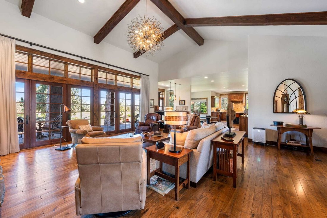 House in Bend, Oregon, United States 5 - 15826077