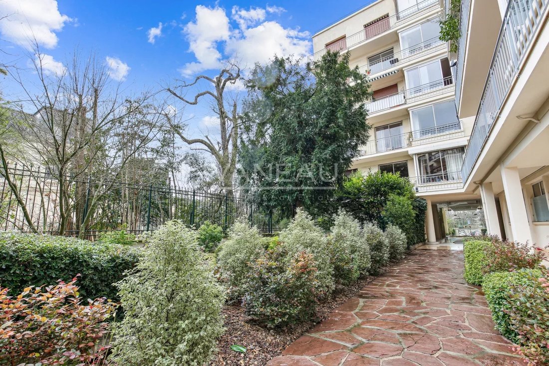 Apartment in La Plaine des Sablons, Neuilly-sur-Seine, France 2 - 15133285