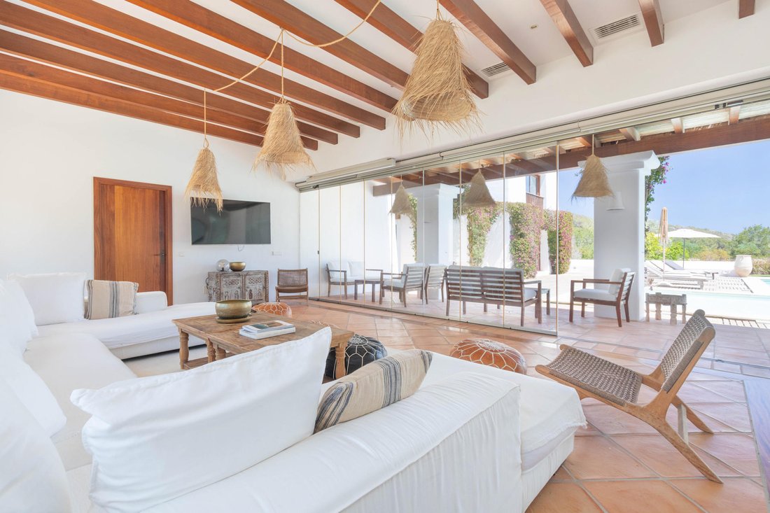 Villa in Santa Eularia des Riu, Balearic Islands, Spain 4 - 15828147