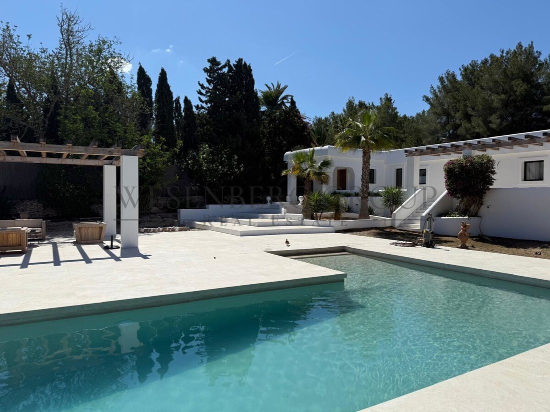 Villa in Santa Eularia des Riu, Balearic Islands, Spain 2 - 15827981