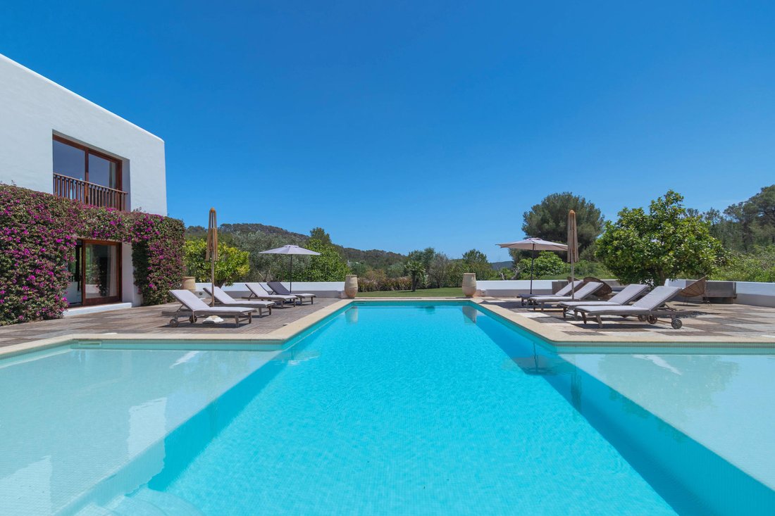 Villa in Santa Eularia des Riu, Balearic Islands, Spain 2 - 15828147