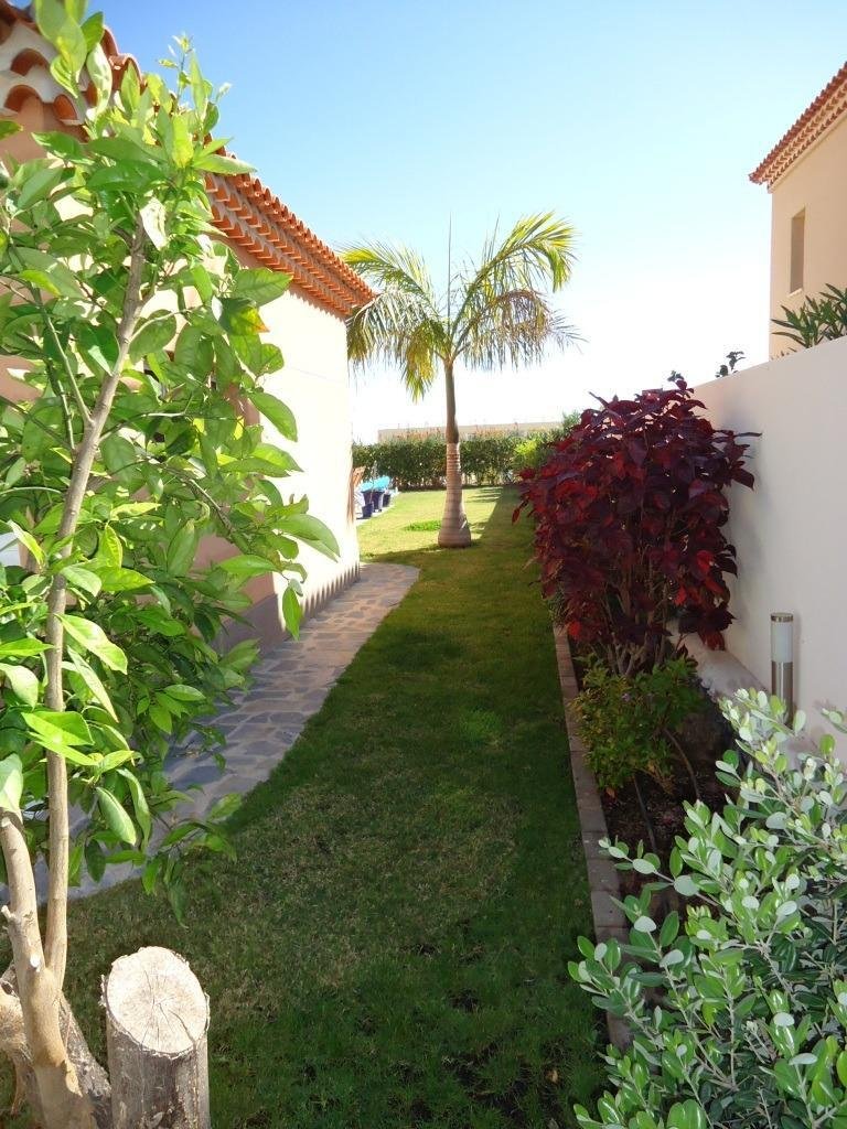 Villa in Costa Adeje, Adeje, Canary Islands 2 - 15828171