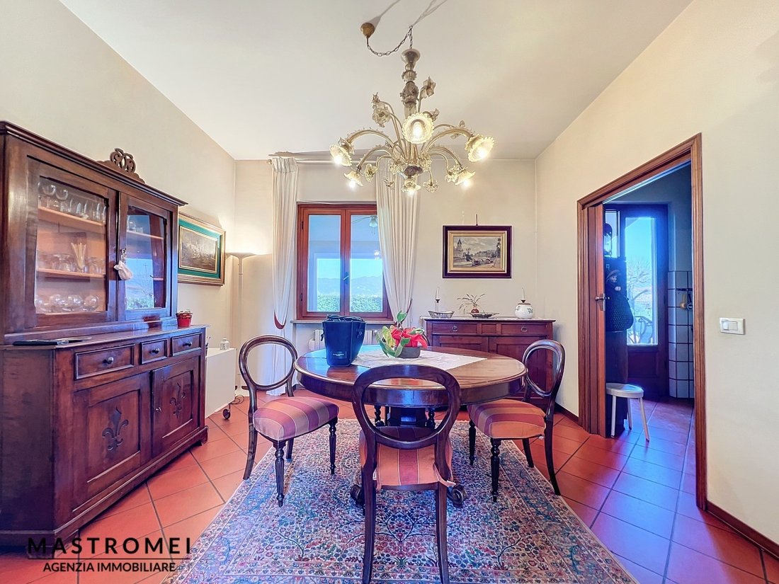 Villa in Historic Center, Lucca, Tuscany 2 - 15829224