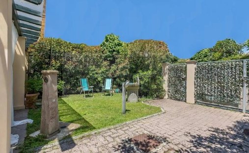 Villa a Pietrasanta, Toscana, Italia 1