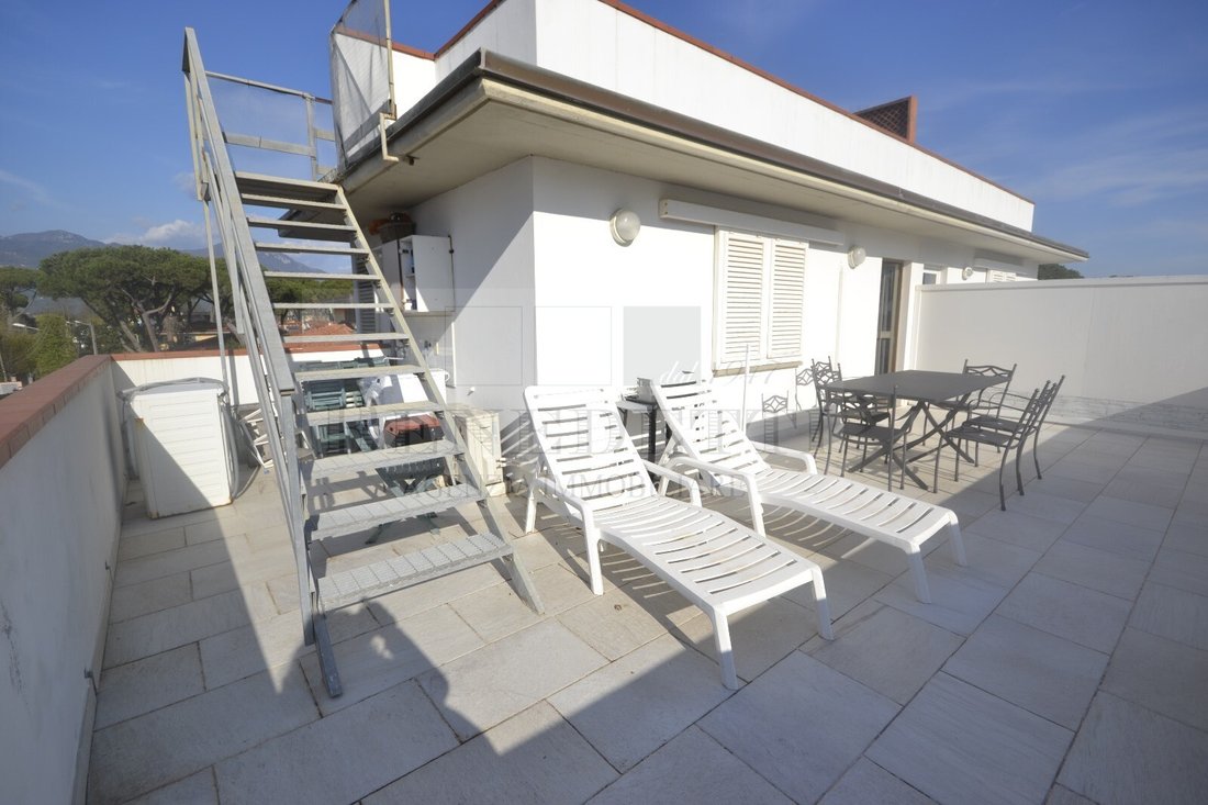 Apartment in Camaiore, Tuscany, Italy 3 - 15829542