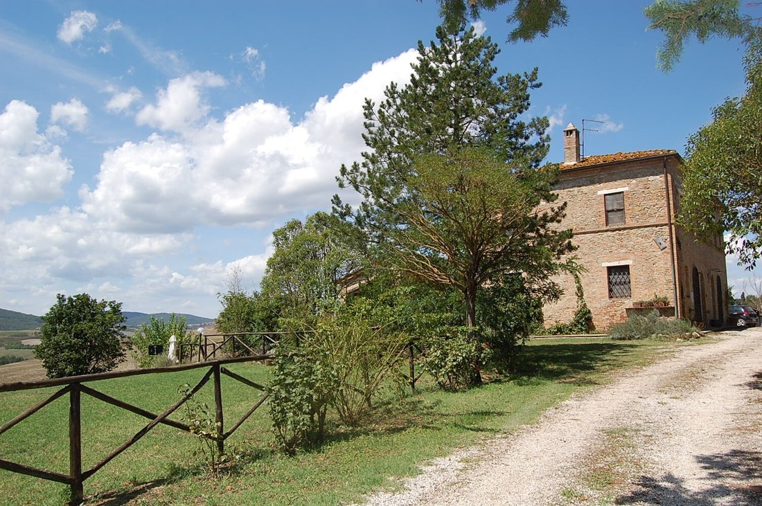 Country House in Buonconvento, Tuscany, Italy 1 - 15828617