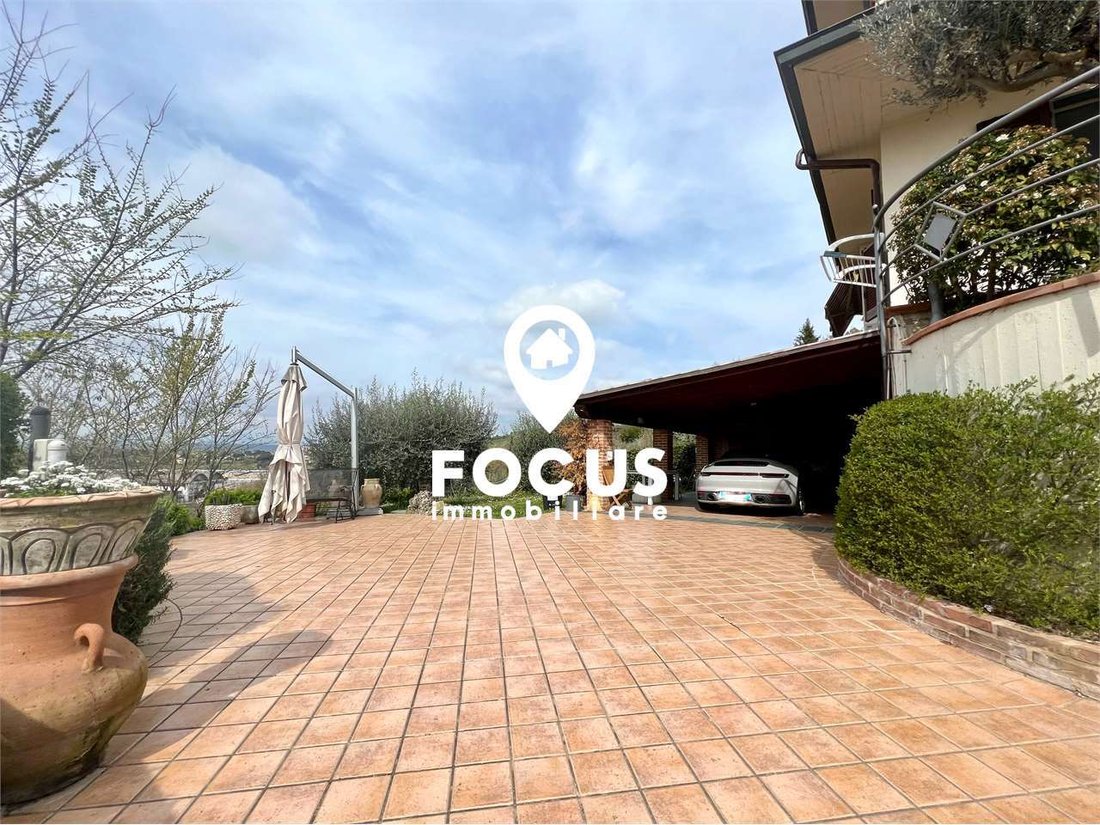 Villa in Center, Cerreto Guidi, Tuscany 2 - 15828778