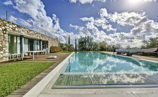 Country House in Montecarlo, Tuscany, Italy 1