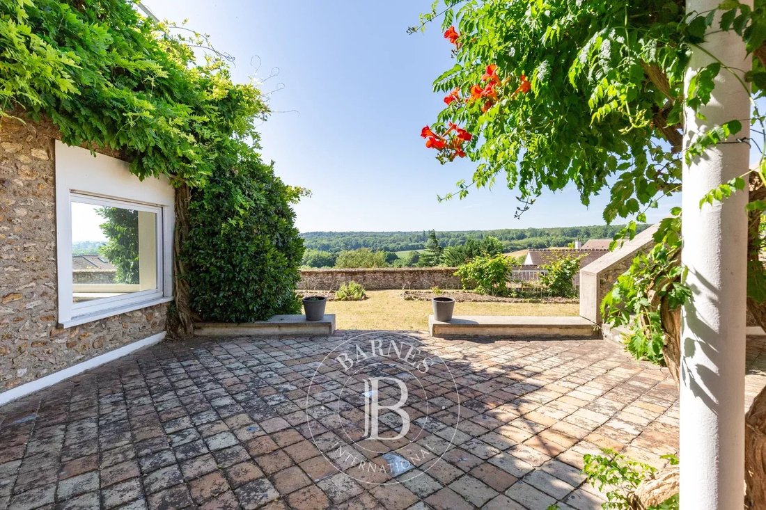 House in Sud, Chambourcy, France 1 - 15828396