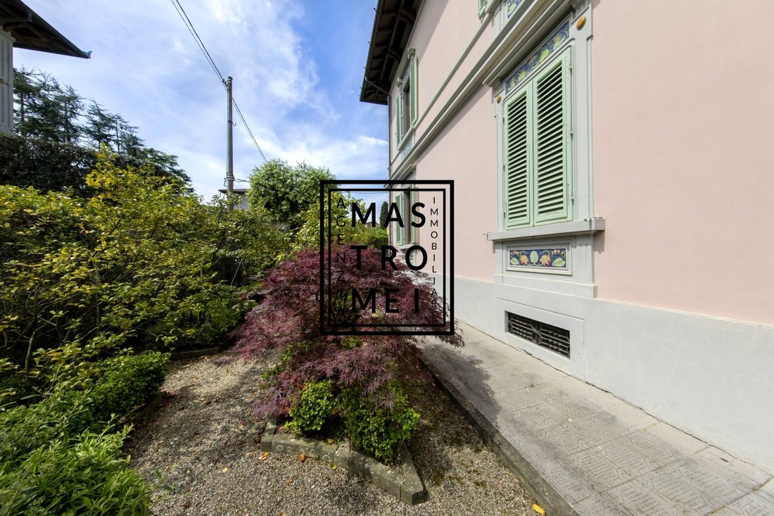 Villa in Center, Pescia, Tuscany 2 - 15829183