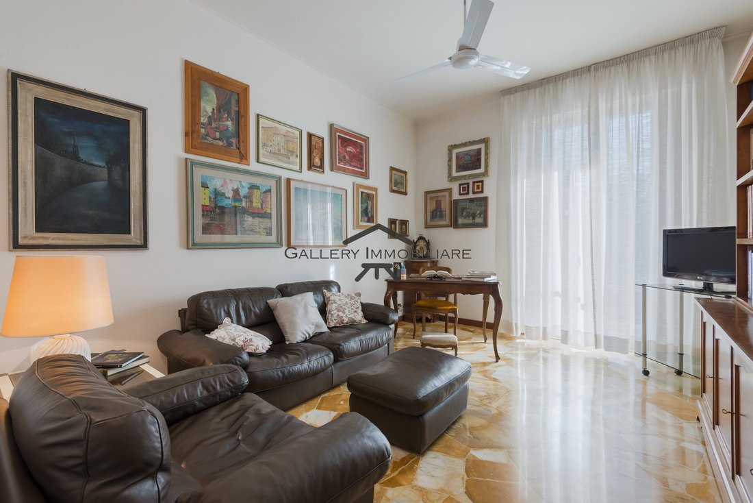 Apartment in Center, Florence, Tuscany 2 - 15829070