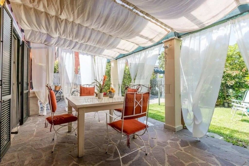 Villa a Camaiore, Toscana, Italia 4 - 15829529