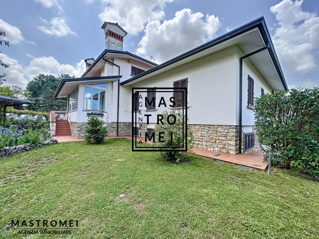 Villa in Uzzano, Tuscany, Italy 1 - 15829834
