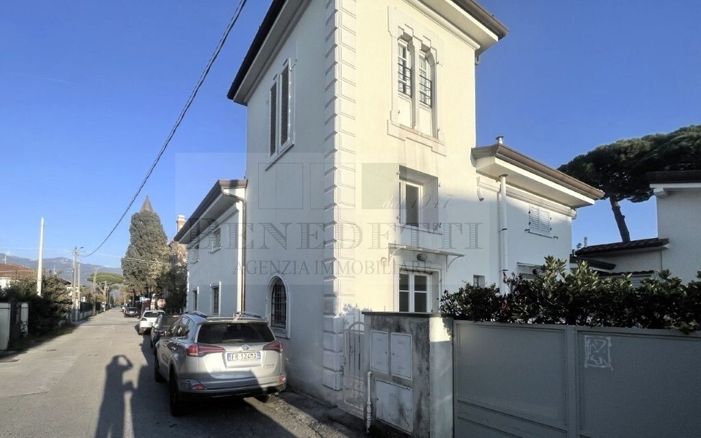 Villa a Camaiore, Toscana, Italia 2 - 15828622