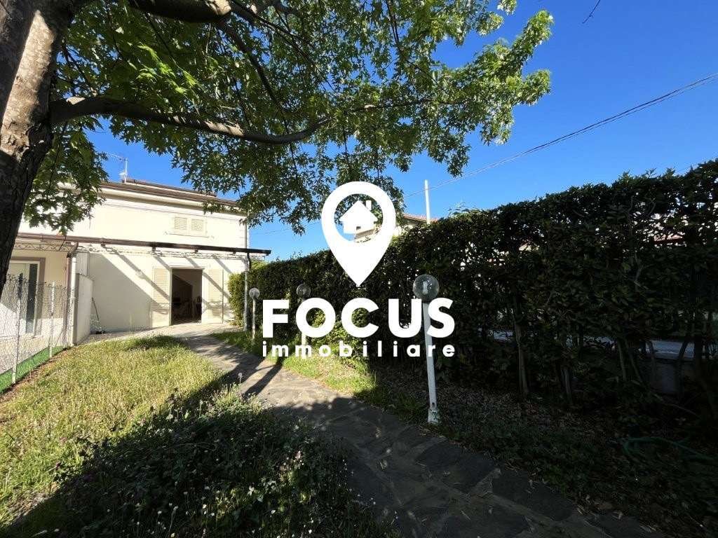 Villa in Pietrasanta, Tuscany, Italy 4 - 15828740