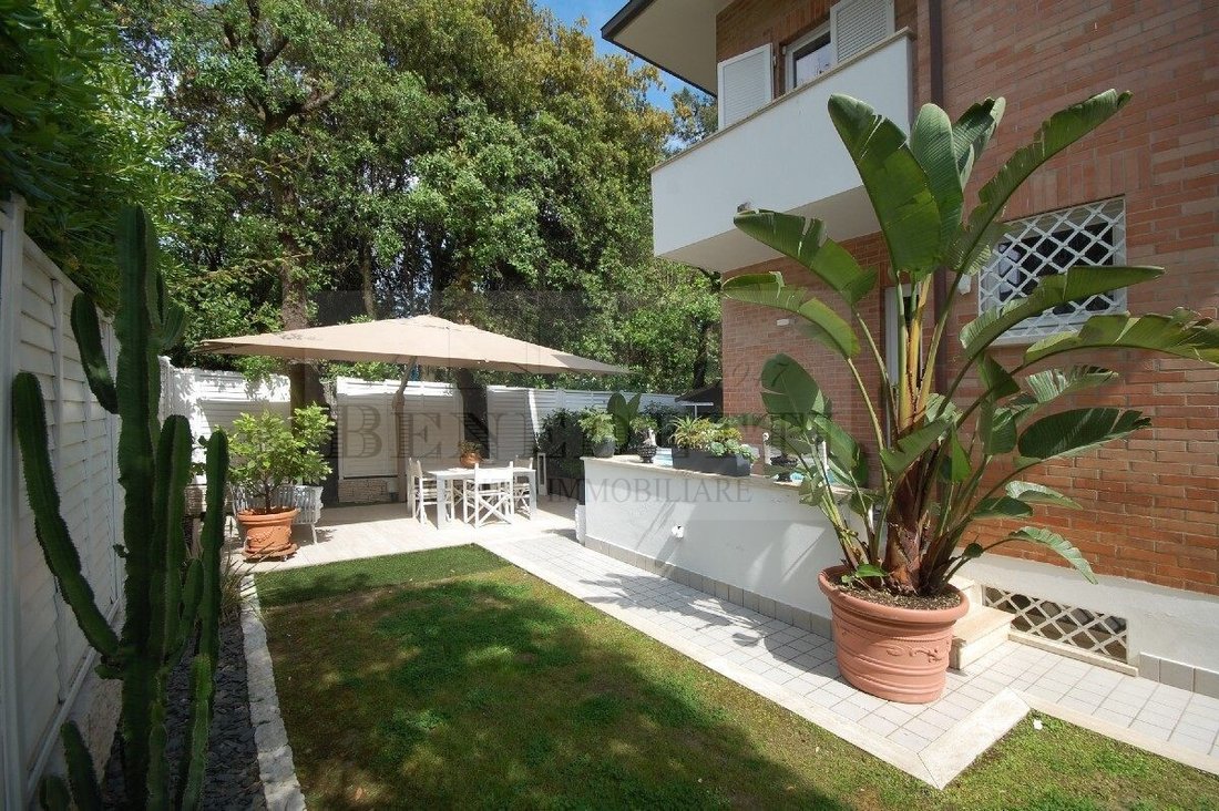 Villa a Camaiore, Toscana, Italia 3 - 15828752