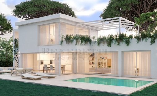 Villa in Pietrasanta, Toskana, Italien 1
