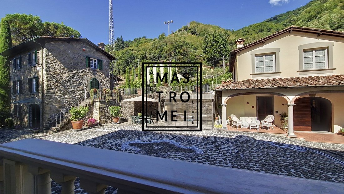 Villa in Bagni di Lucca, Tuscany, Italy 2 - 15829579