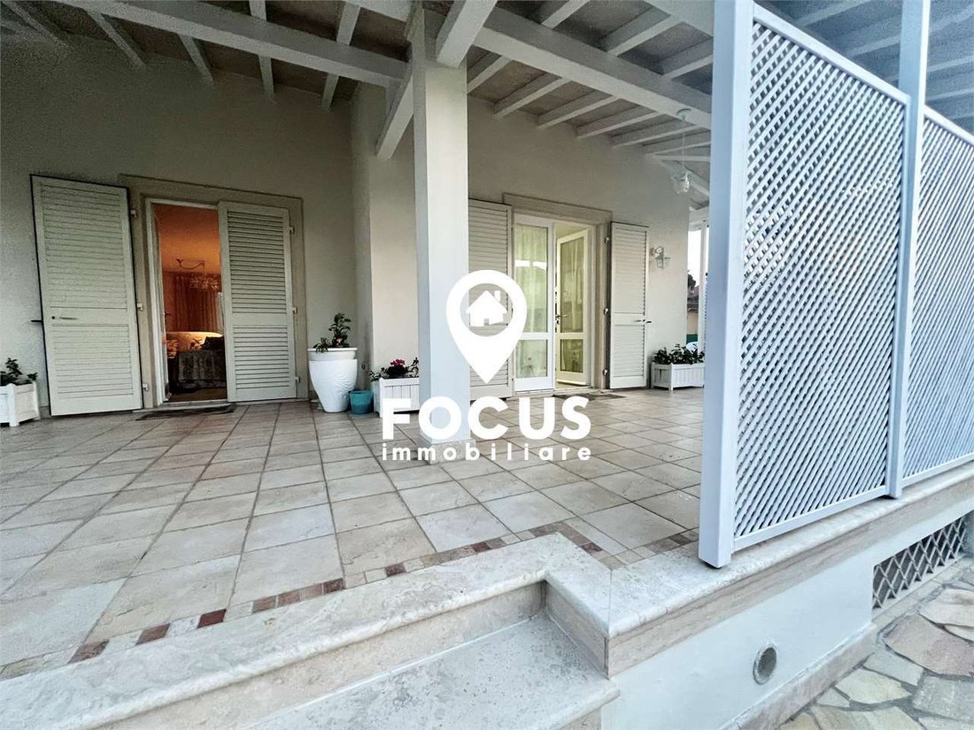 Villa in Pietrasanta, Tuscany, Italy 3 - 15828970