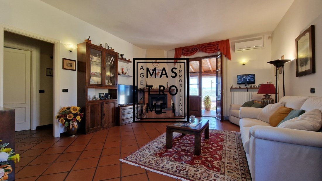 Villa in Porcari, Tuscany, Italy 2 - 15829899