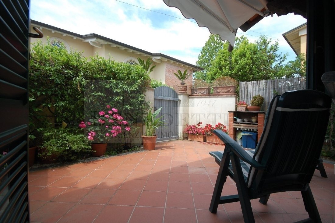 Villa in Camaiore, Toskana, Italien 4 - 15829214