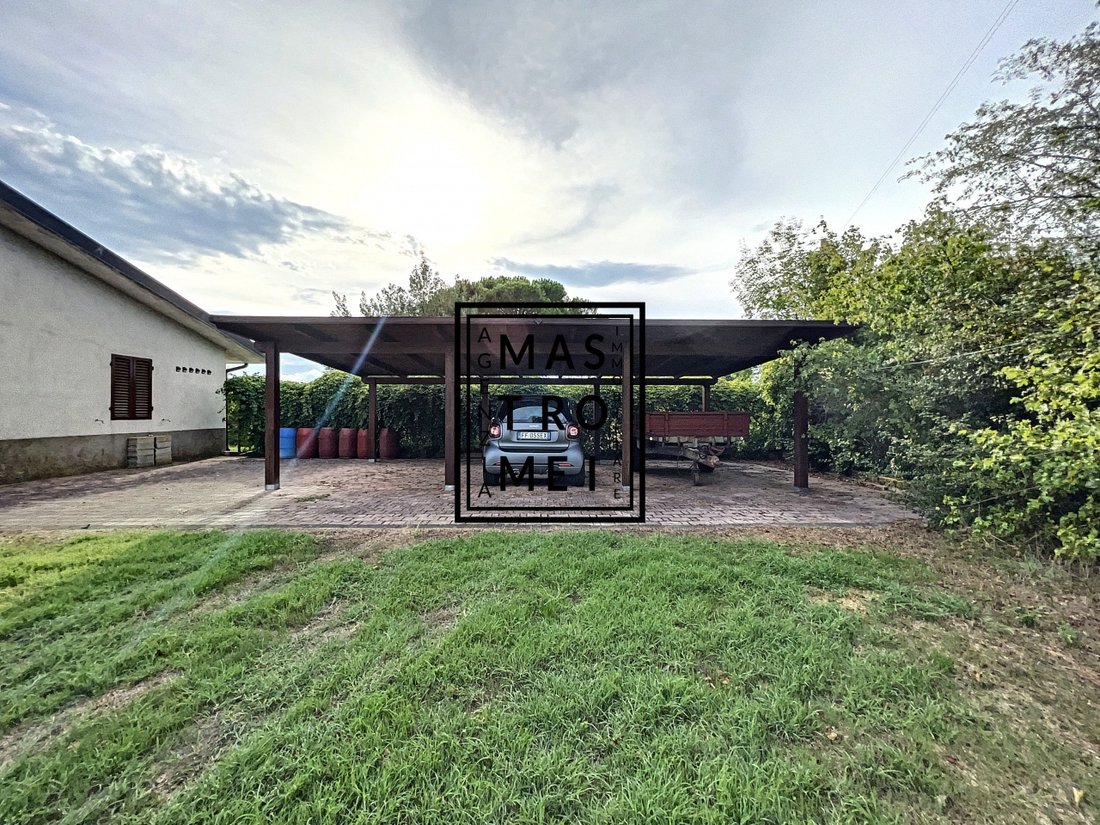 Villa in Center, Fucecchio, Tuscany 2 - 15829317