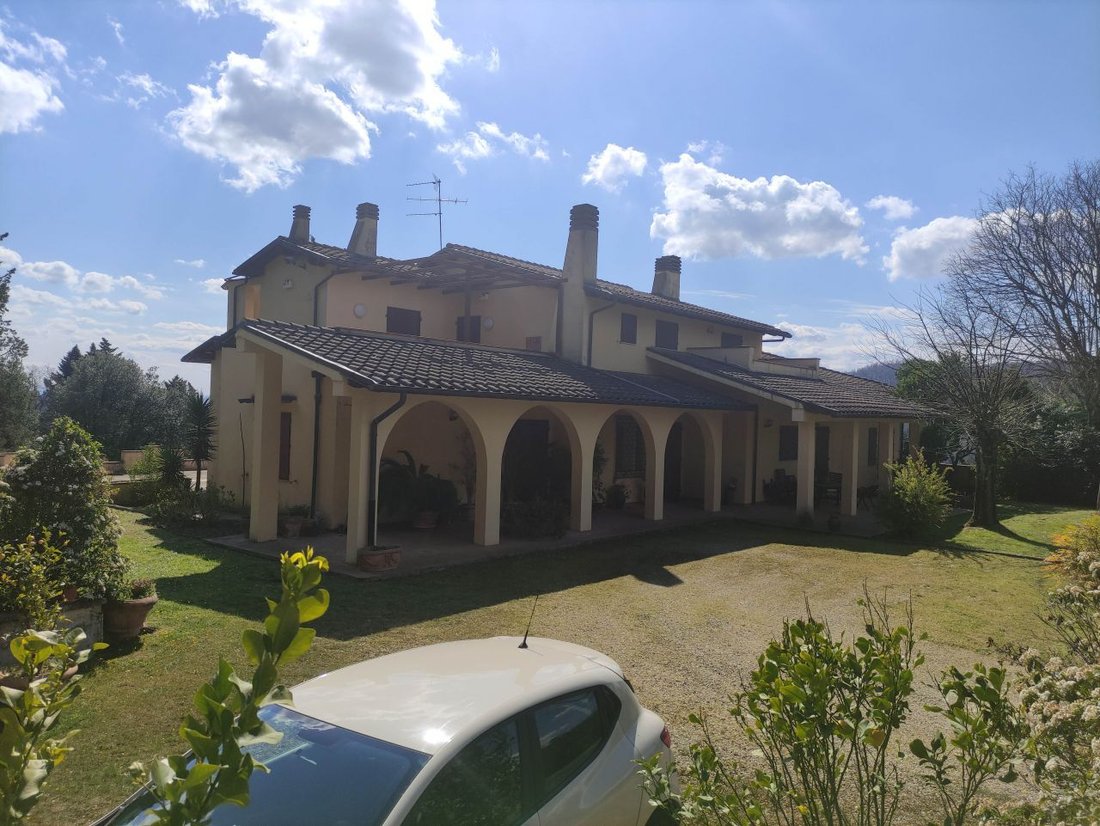Villa in Center - La Rocca, Comeana, Tuscany 1 - 15829285