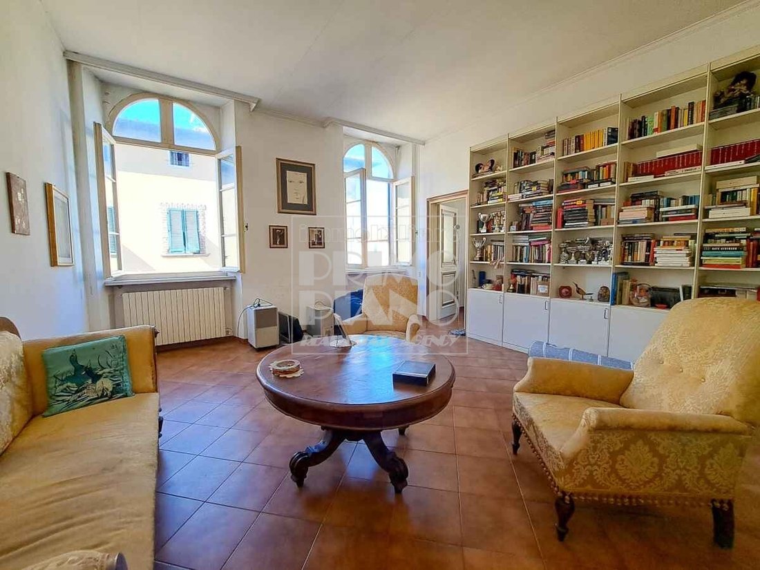 Apartment in Historic Center, Lucca, Tuscany 4 - 15829092