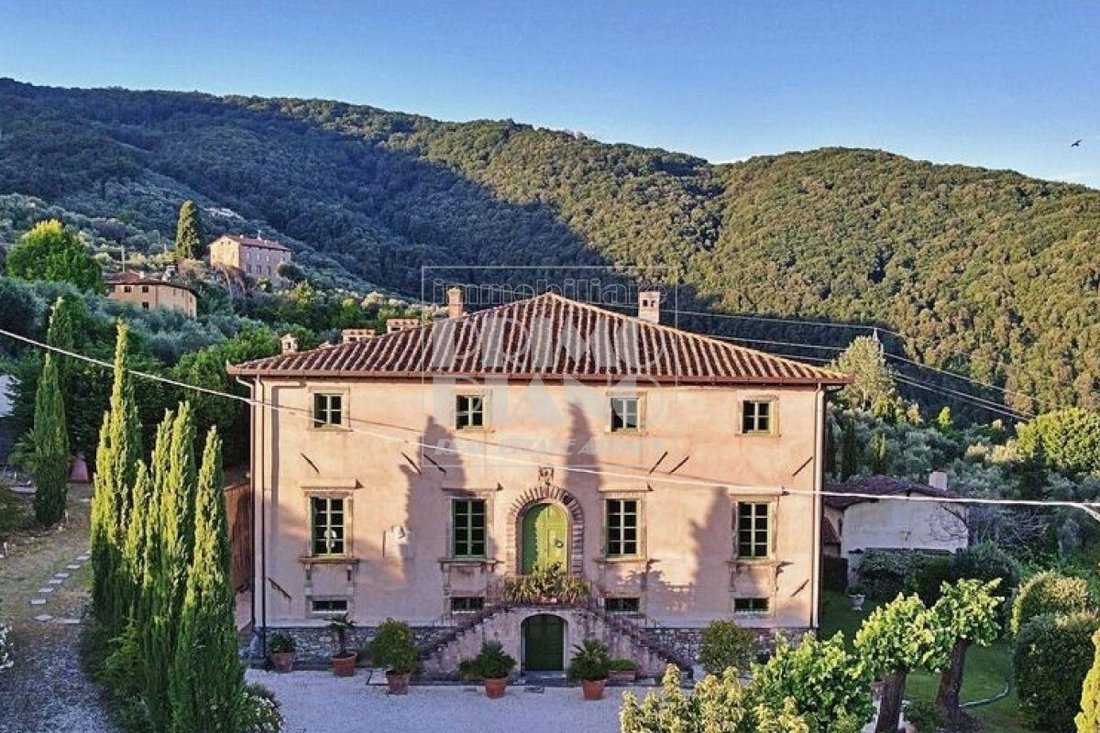 Villa in Area Monte San Quirico - Sant'Alessio, Lucca, Tuscany 1 - 15829171