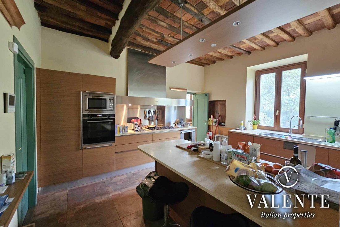Villa in San Macario In Piano, Lucca, Tuscany 3 - 15829359