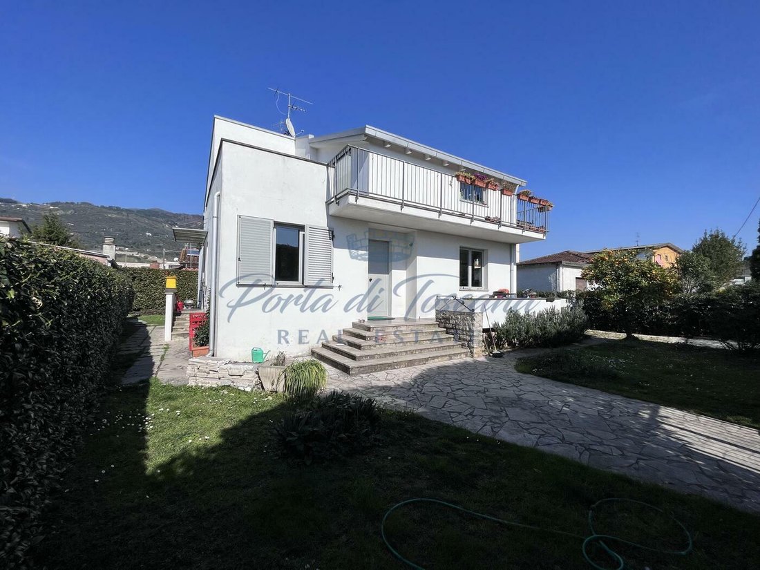 Villa à Pietrasanta, Toscane, Italie 3 - 15828587