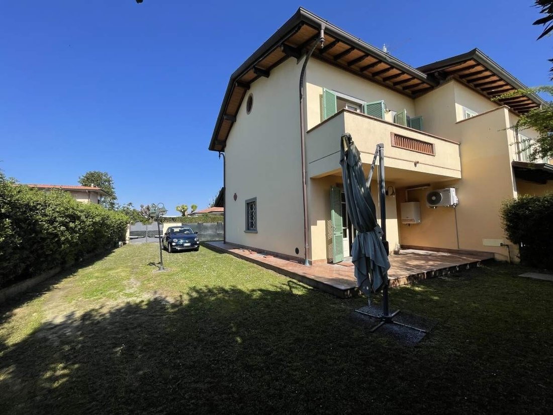 Villa in Center, Forte dei Marmi, Tuscany 3 - 15828514