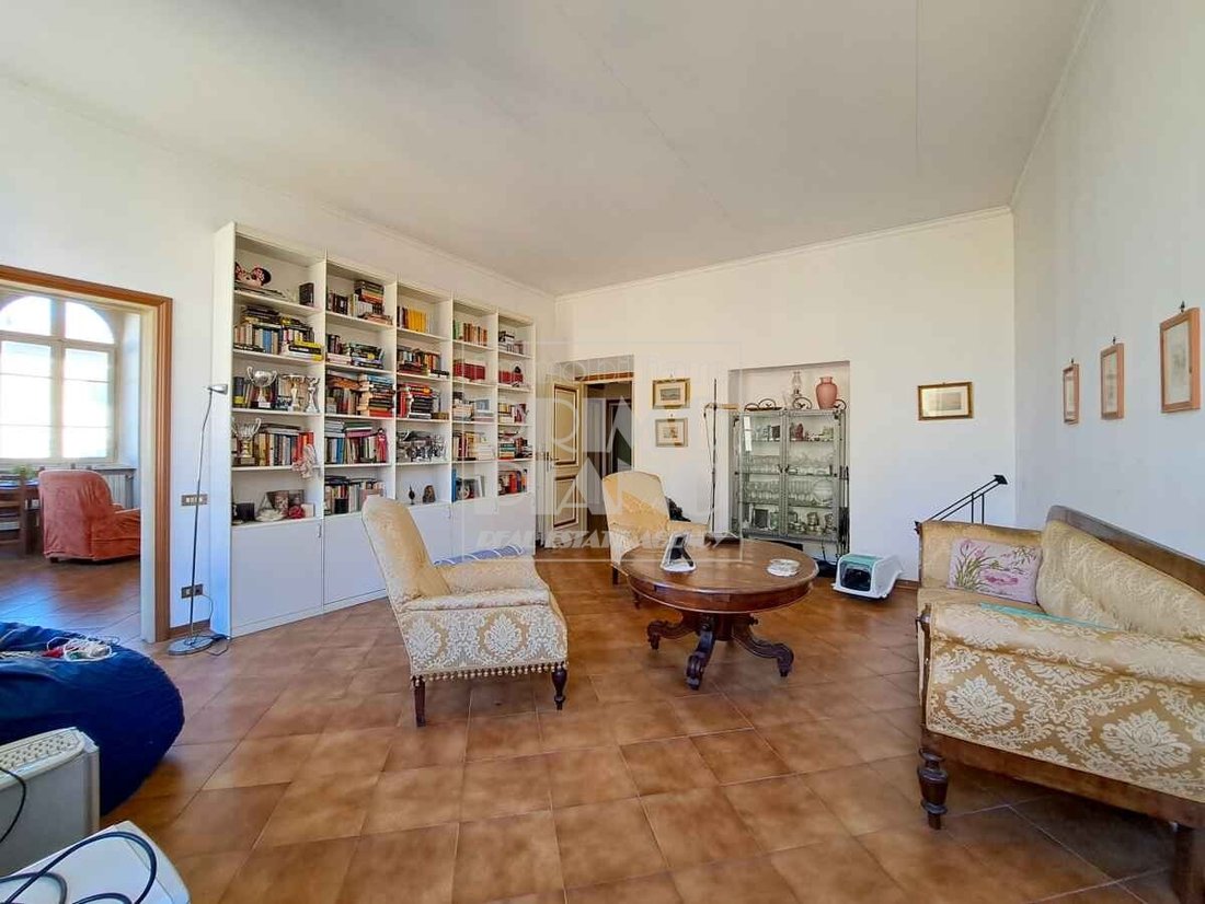 Apartment in Historic Center, Lucca, Tuscany 3 - 15829092