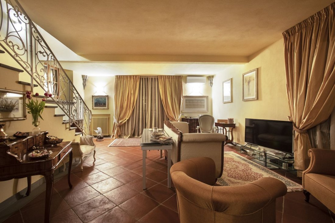 Villa in Center, Bagno A Ripoli, Tuscany 1 - 15829316