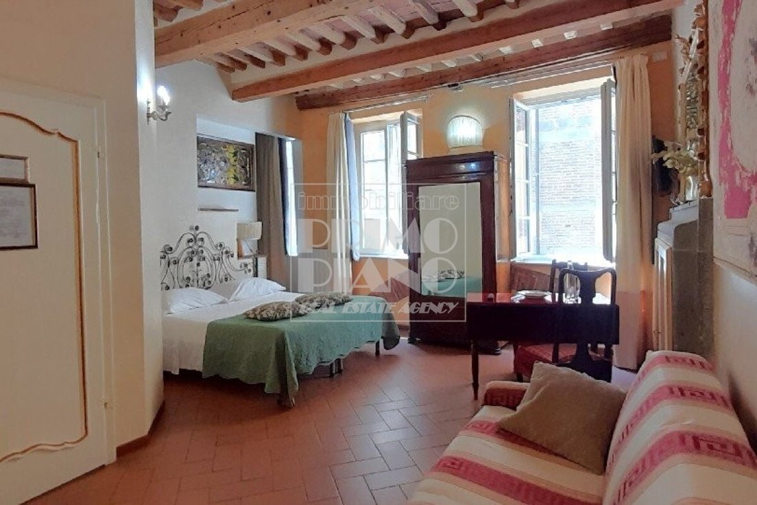 Apartment in Historic Center, Lucca, Tuscany 5 - 15829213