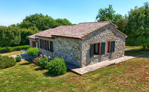 Landhaus in Monteverdi Marittimo, Toskana, Italien 1