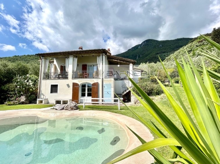 Villa in Camaiore, Tuscany, Italy 2 - 15830642