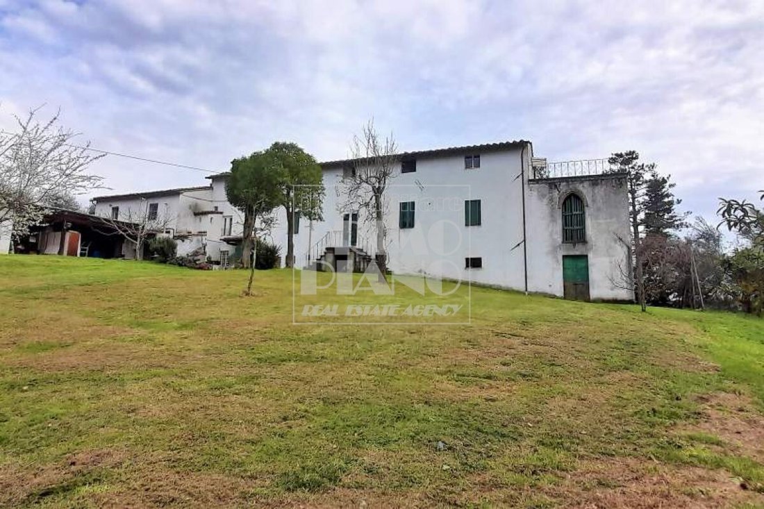 Villa in Historic Center, Lucca, Tuscany 4 - 15828988