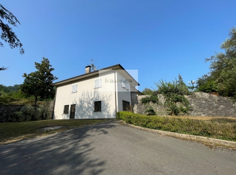 House in Camaiore, Tuscany, Italy 3 - 15830270