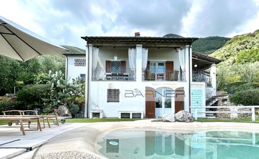 Villa à Camaiore, Toscane, Italie 1