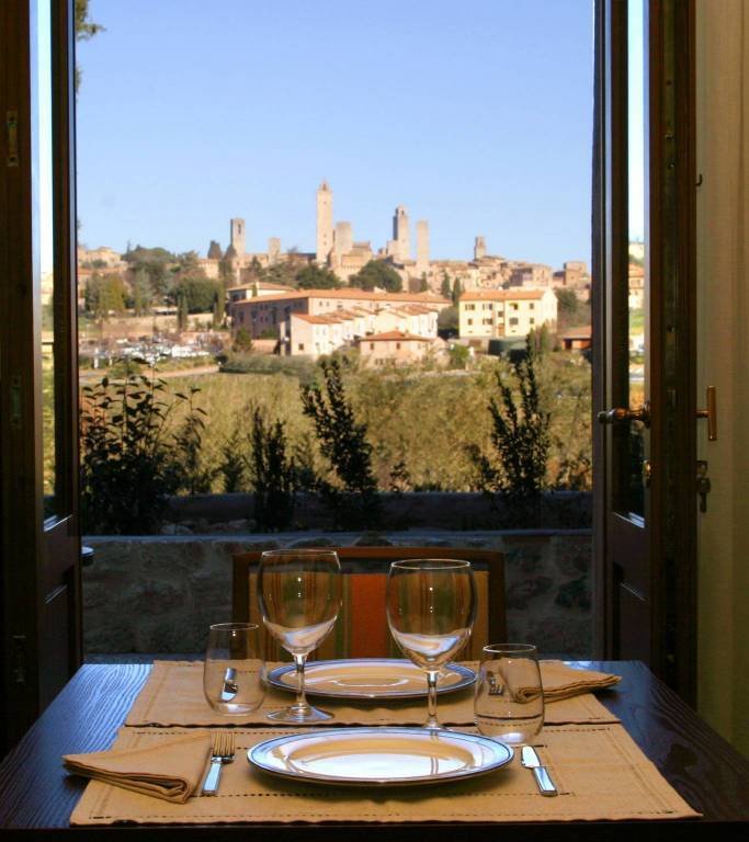 Country House in San Gimignano, Tuscany, Italy 1 - 15829354